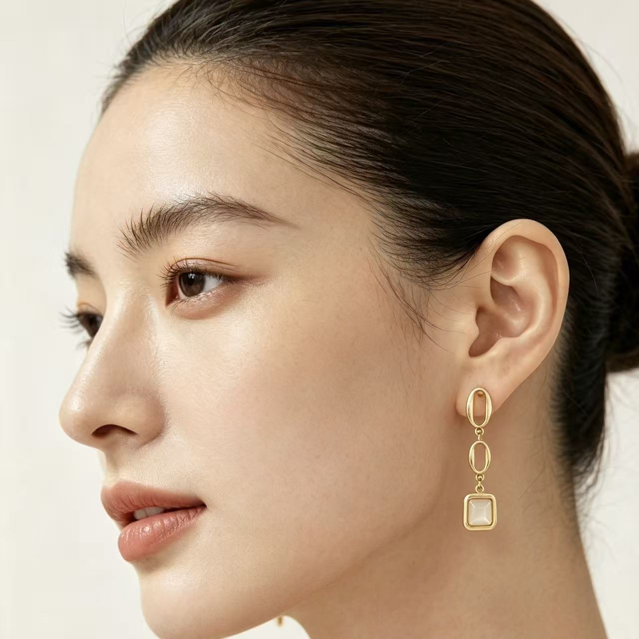 Gold Chain Link Mother of Pearl Square Drop Earrings